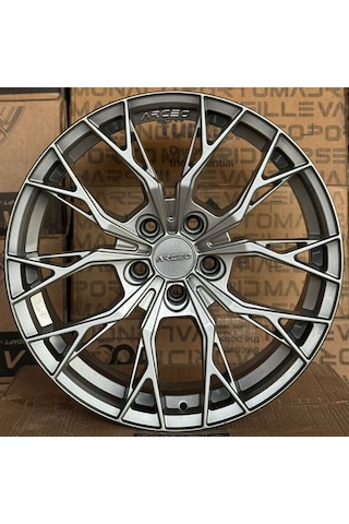 5 112 18 8.0 Et35 Ch73.1 Hyper Black Arceo Roma