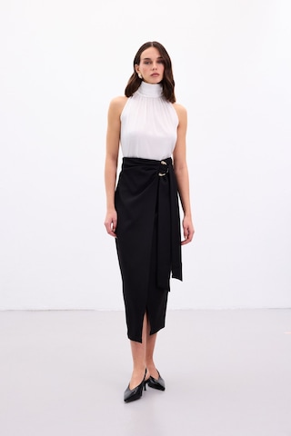 Sateen Aksesuar Kuşaklı Yırtmaçlı Etek - Siyah-136888 Siyah