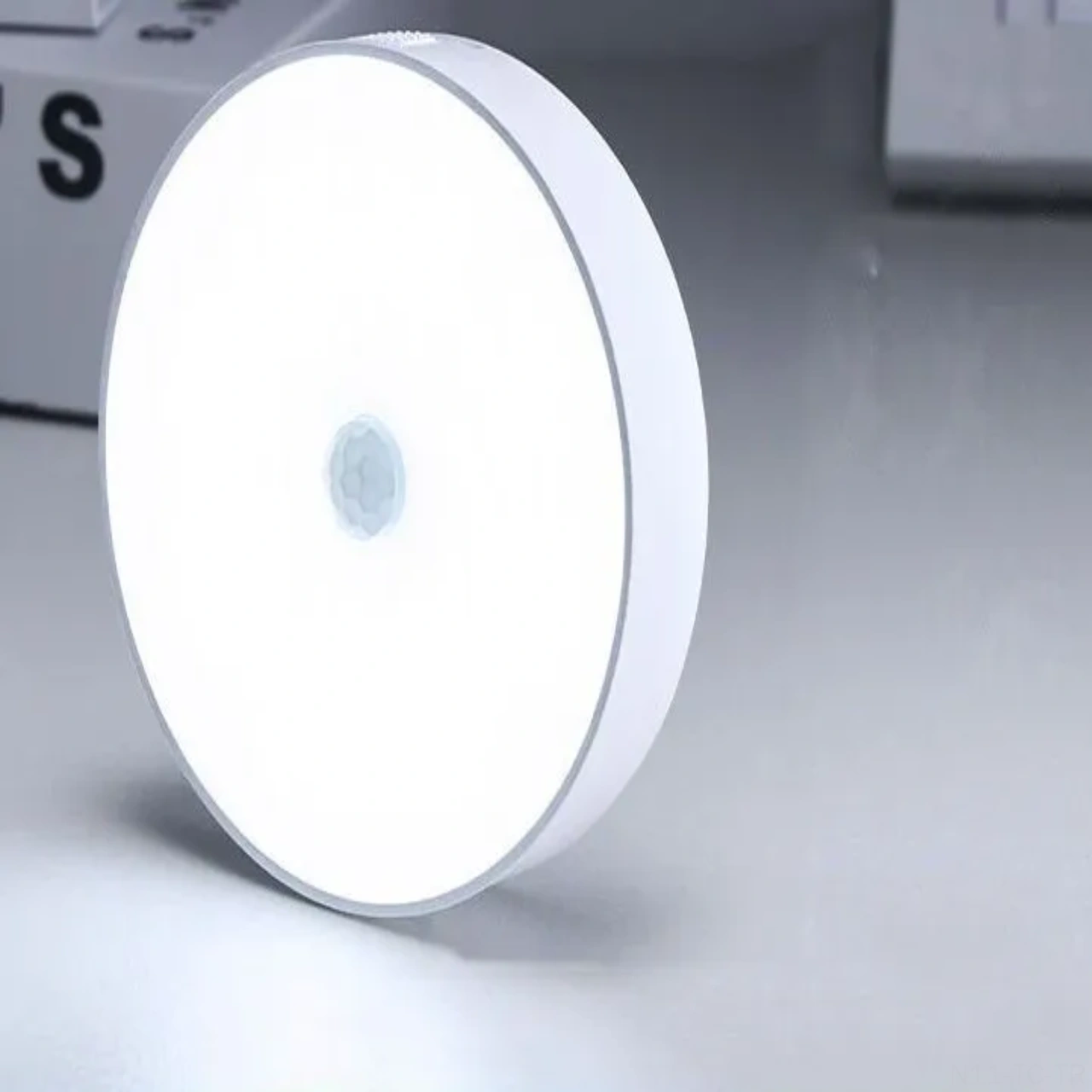 Skycity Hareket Sensörlü Kablosuz Led Duvar Lambası - Usb Şarjlı Dahili Pil, Manyetik Montaj, Beyaz Işık Beyaz