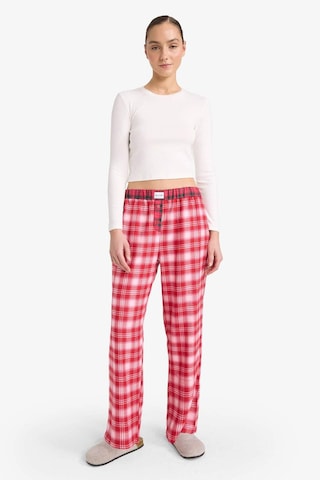 Defacto Regular Fit Flanel Kareli Pijama Altı-fall İn Love G1603ax25wnrd256 Kırmızı-rd256