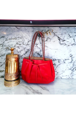 Estee Lauder. Kırmızı Deri Omuz Çantası-genişlik-42-derinlik-37-vintage Açık Kırmızı