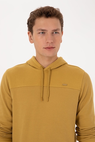 U.S. Polo Assn. Erkek Regular Fit Kapüşonlu Petek Dokulu Hardal Sweatshirt 50315526-VR151
