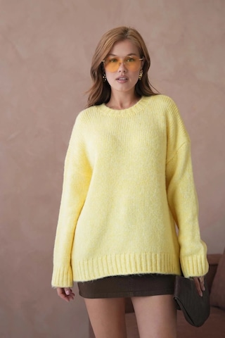 Kadın Bisiklet Yaka Yumuşak Dokulu Oversize Triko Kazak 3032 Sarı