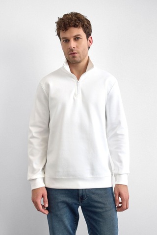Backandbond Beyaz Regular Fit Dik Yaka Yarım Fermuarlı Sweatshirt