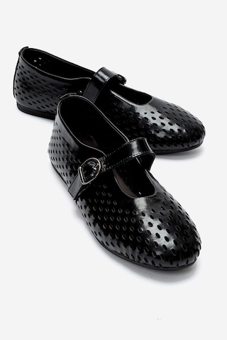 Luvi Shoes Arian Siyah Rugan Hakiki Deri Delikli Kadın Babet Ayakkabı