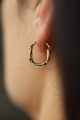 Yenigün Kuyumculuk 14 Ayar Altın Pembe Kuvars Detaylı Taşlı Oval Küpe Kp27384