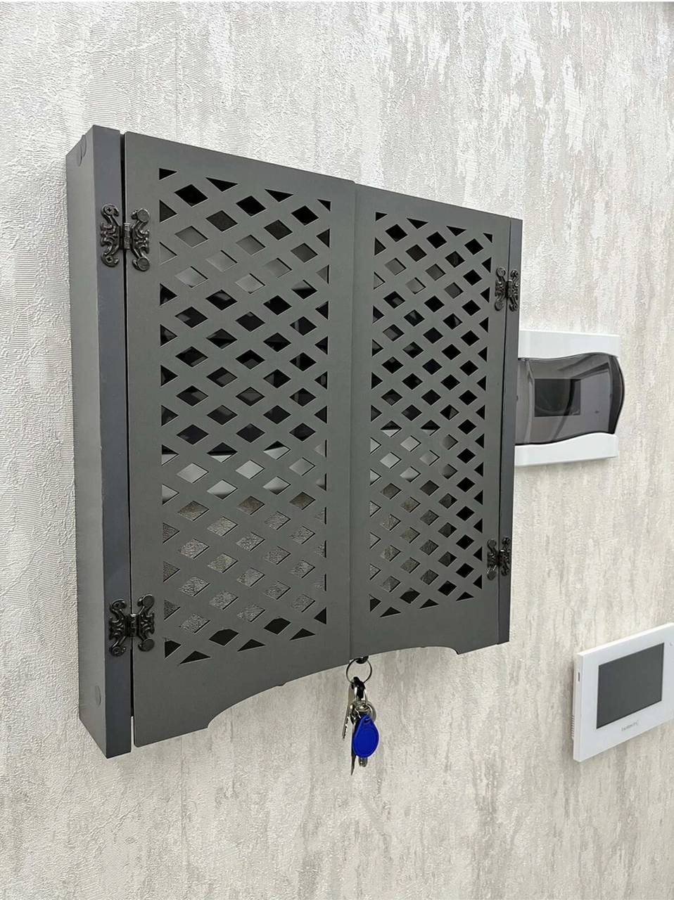 Elektrik Pano Düzenleyici Duvar Düzenleyici Ahşap Dekoratif Antrasit Kutu Anahtarlık Baklava 41 X 41