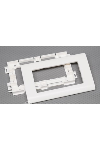 638003 Legrand 638038 Kablo Kanalı Için 4Modül Kaide+Çerçeve