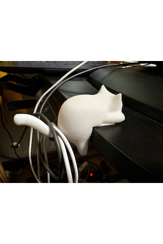 Tırmanan Kedi Süsü - Masaya Tırmanan Kedi Tasarımı Anahtarlık Askı