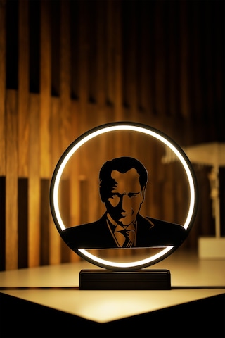 Modern Atatürk Portre Metal Led Masa Lambası Dekoratif Gece Lambası Özel Tasarım Işıklı Obje Mustafakemal