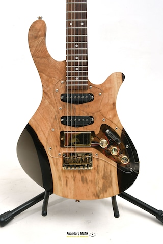 Elektro Gitar Gold3 Custom Epoksi & Yıllanmış Ağaç Kişiye Özel Ceviz - Şeffaf