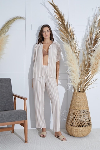 Sevim Kadın Kısa Kol Önden Düğmeli Bej Pijama Takım C6t1n951 001