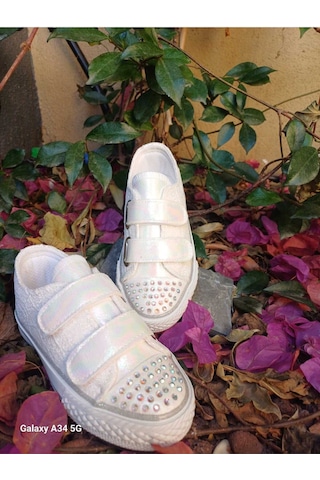 Scarpe Magiche Cırtlı Kız Çocuğu Ayakkabısı 31-35 Numara Arası Işıksızdır Krem