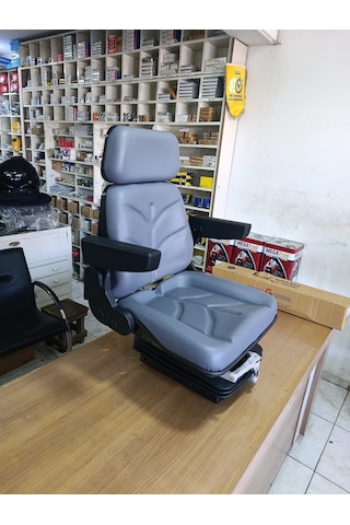 Pilot Traktör Koltuğu Td Serisi Uyumlu Körüklü, İleri Geri Ayarlı , Yükseklik Ayarlı , Kilo Ayarlı , Sırt Katlanır Ayarlı
