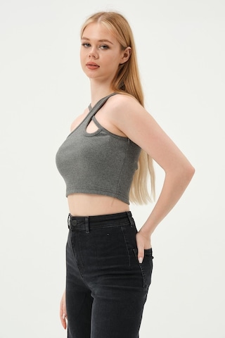 Quhox Kadın Askılı Crop Kaşkorse Gri