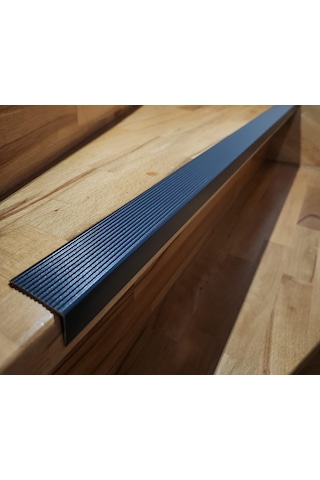 Antrasit L Model Metal Merdiven Basamak Profili Merdiven Çıtası Köşebent Bitim Profil 4cm 2cm 2.7m