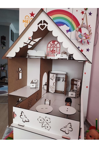 Ahşap Oyun Evi Kelebek Çatılı