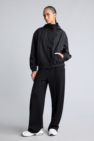 Defacto Rüzgar Geçirmez Regular Fit Reglan Kollu Kapüşonlu Yağmurluk C4949ax26aubk81 Siyah-bk81