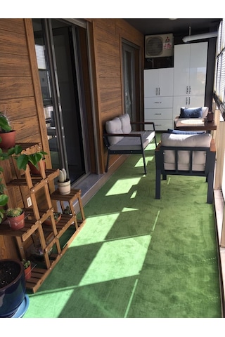 Yeşil Protokol Özel Kesim Kaymaz Tabanlı Balkon Halısı