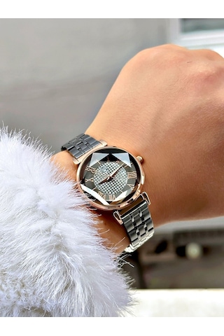 Romen Rakamlı Kesme Cam Kadın Kol Saati Siyah