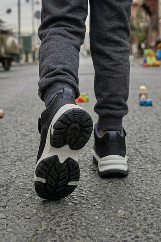 In Step Titan Mini - Cırt Cırtlı Dayanıklı Unisex Çocuk Spor Ayakkabı - Siyah