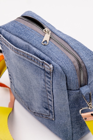 Fabric Craft Bag Kadın Çapraz Çanta Denim Kot Cepli Desenli Askılı Özel Seri 21x21 Cm Açık Mavi