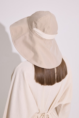 Kordon Detaylı Geniş Şapka Bej Bej
