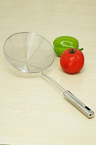 Kepçe Kevgir Makarna Salata Maşası Karıştırıcı Tel Çırpıcısı Izg Metal