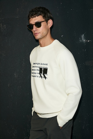 Lufian Shadow Erkek Sweatshirt Kırık Beyaz Kırık Beyaz 112030174100510 Beyaz