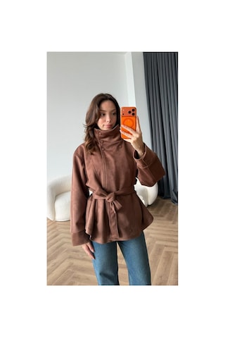 Blanco Kadın İthal Yumuşak Dokulu Zr Model Dik Yakalı Kuşaklı Süet Ceket Taba Taba