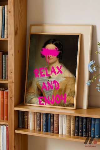 Relax And Enjoy Klasik Portre, Ahşap Çerçeveli Duvar Tablosu - Motivasyon Hediyesi