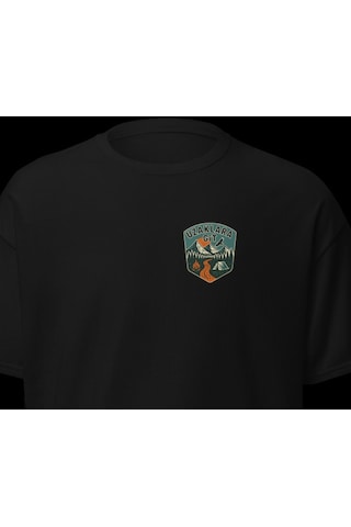 Wildstyle Uzaklara Git Renkli Vintage Dağ Doğa Macera Rozet Baskılı Unisex Bisiklet Yaka Pamuklu Tişört Siyah