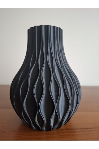 Dalga Desenli Vazo -20 Cm Siyah