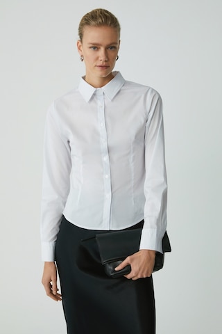 Ethıquet Evangelıne Kadın Slim Fit Dar Kesim Likralı Cepsiz Uzun Kollu Poplin Beyaz Gömlek