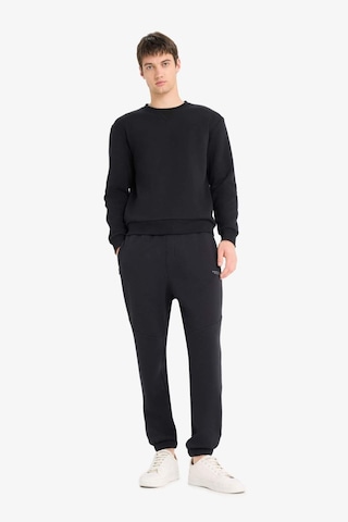 Defacto Regular Fit Bisiklet Yaka Pamuklu Basic Düz Sweatshirt T3777AZ23AUBK81 Siyah