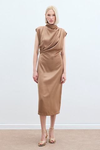 Düğme Detaylı Uzun Elbise - Camel-136138 Camel