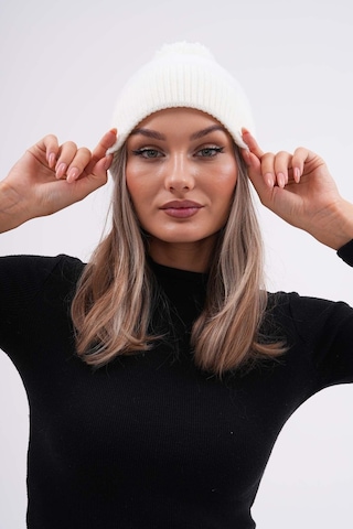 Peluş Ponponlu Bere Beyaz