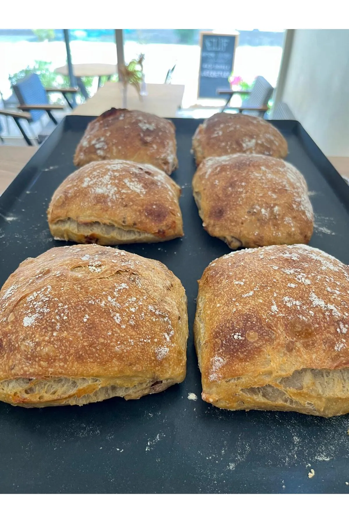 Kuru Domatesli Cevizli Ciabatta Sandviç Ekmeği-4 Adet