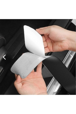 Nissan Qashqai Logolu Karbon Kapı Eşiği Koruyucu Suni Deri 4'lü