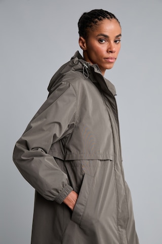 Defacto Regular Fit Kapüşonlu Fermuarlı Su Geçirmez Parka H0407ax26wnkh521 Haki-kh521