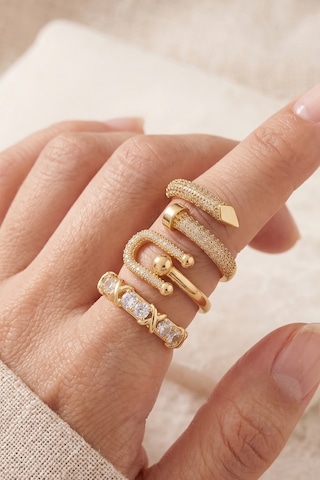 Gold 3'lü Çivi Xox Ve Zincir Zirkon Taşlı Premium Yüzük Seti Çok Renkli