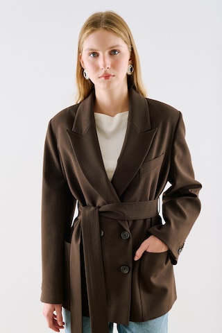 Manuka Kemerli Kruvaze Cepli Blazer Ceket Acıkahve Aw26ckt00006-2746