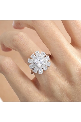 Mia Vento Effective Diamond Milano Rüyası Işıltılı Gümüş Yüzük