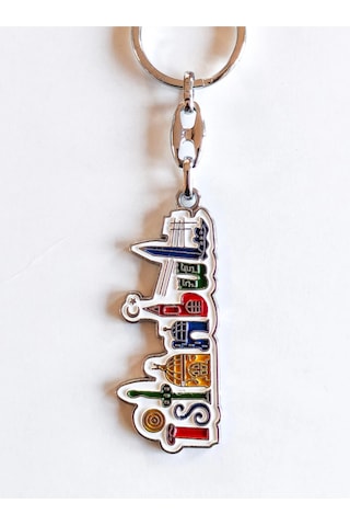 Moncuk Design Beyaz Zemin Üzerine Renkli İstanbul Yazan Metal Anahtarlık