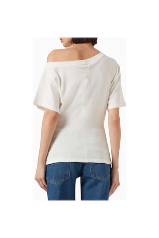Banana Cici Elena Off-shoulder T-shirt - Beyaz - Premium Jersey Kumaş İle Rahat Şıklık
