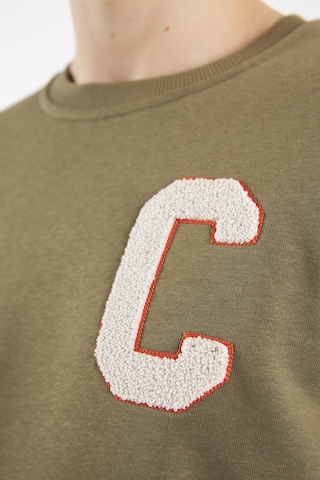 Boston Haki O-yaka Sweatshırt Haki