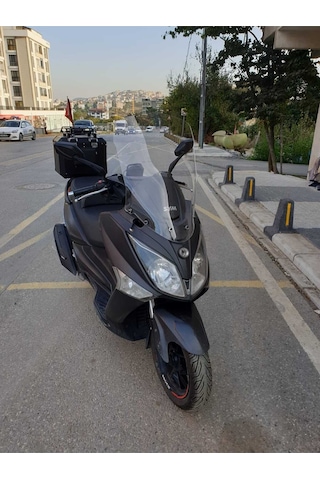 Motocam Sym Joymax 250 İ Ön Cam 2013-2016 Model 75cm Şeffaf Renkli 4mm Uzun