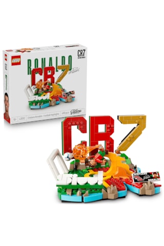 LEGO® Editions Cristiano Ronaldo – Unutulmaz Futbol Anları 43012 - 10 Yaş ve Üzeri Çocuklar için Dekoratif Futbol Modeli Yapım Seti (490 Parça)