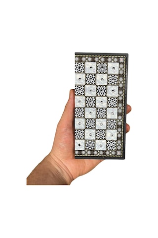 Gifthome Black Klasik Sedef Desenli Mini Seyahat Boy Satranç Takımı 16 X 16 Cm