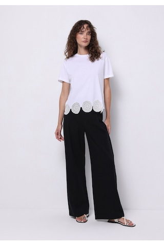 Colins Regular Fit Yuvarlak Yaka Düz Kadın Beyaz Kısa Kol Tişört Cl1074284 Q1.v1 Wht Beyaz